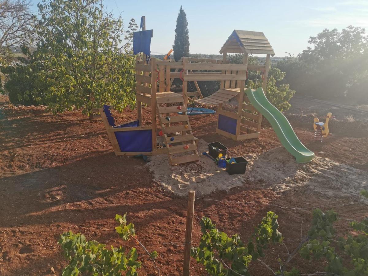 Casa Azul-Tiny House With Fantastic View, Big Outdoor Space And Pool シルヴェス エクステリア 写真